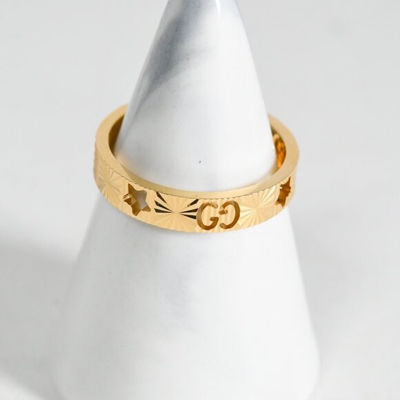 Gucci Icon Star ring 18k yellow gold 4mm Band Size 17 - Picture 4 of 9